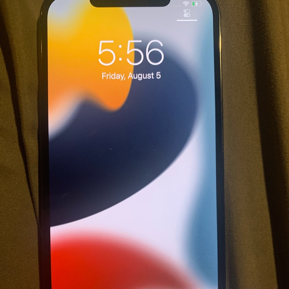 iphone 12 Pro Max - Picture 2 of 5